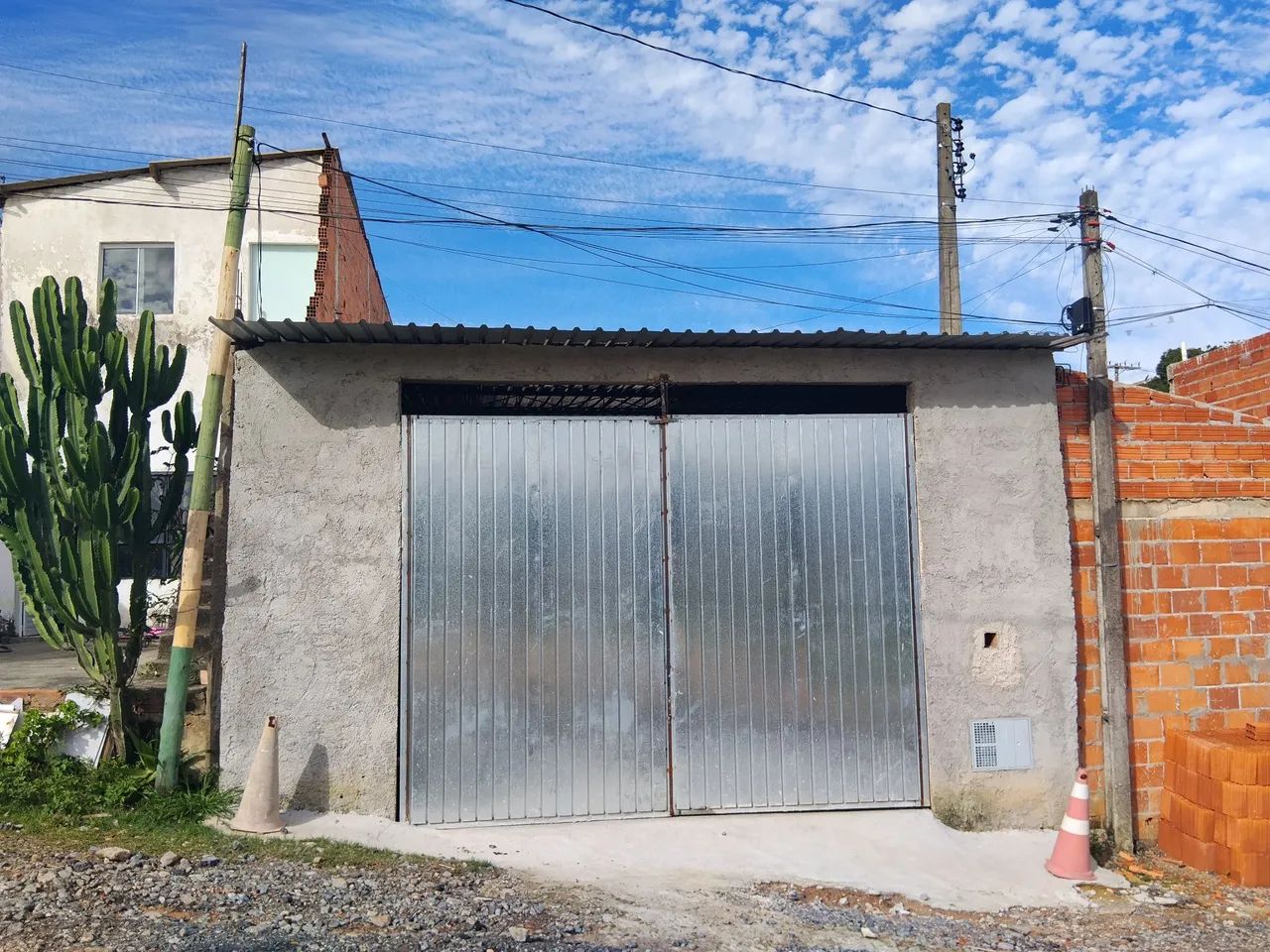 Alugo barracão 