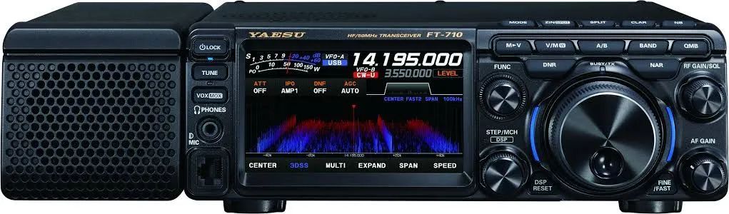 Rádio FT710