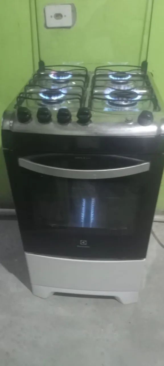 fogão 4 bc Electrolux automático (entrego)