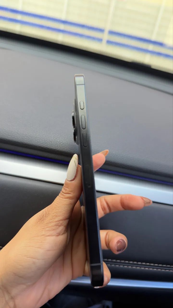 iPhone 16 Pro Max - Foto 5