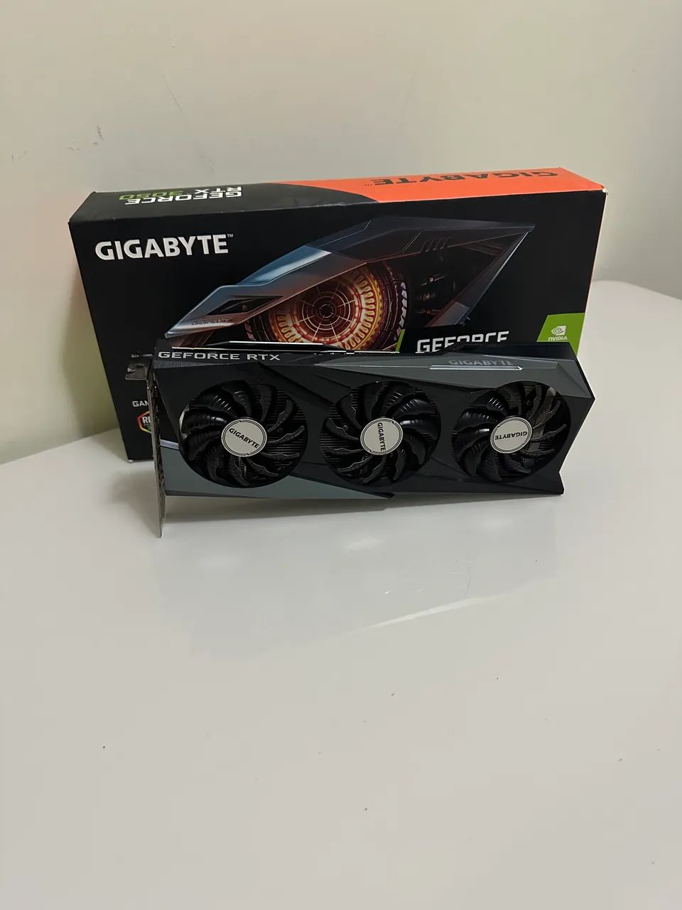 Placa de vídeo RTX 30508GB Gigabyte - Foto 4