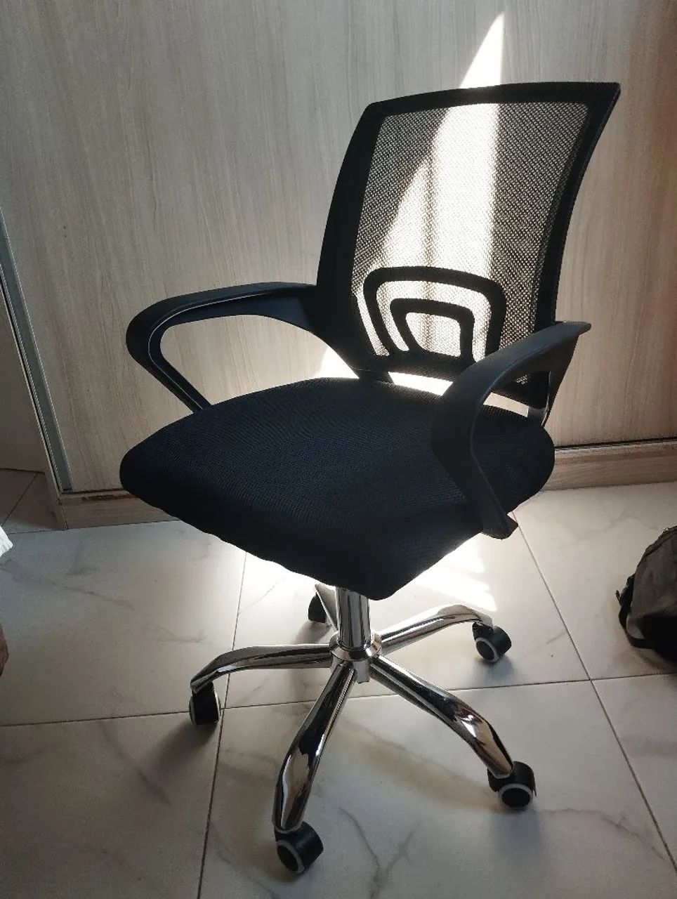 Cadeira de escritório ergonômica NOVA NUNCA USADA para home office - Marca: Polex Full