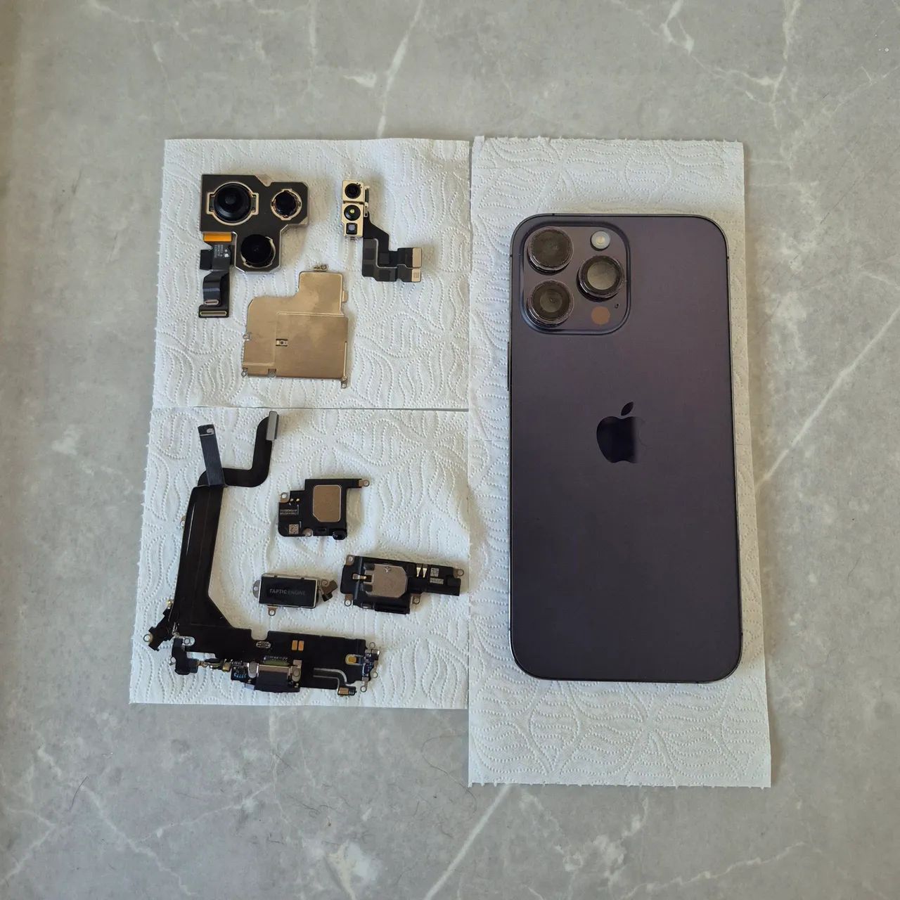 Peças originais iPhone 14 Pro Max
