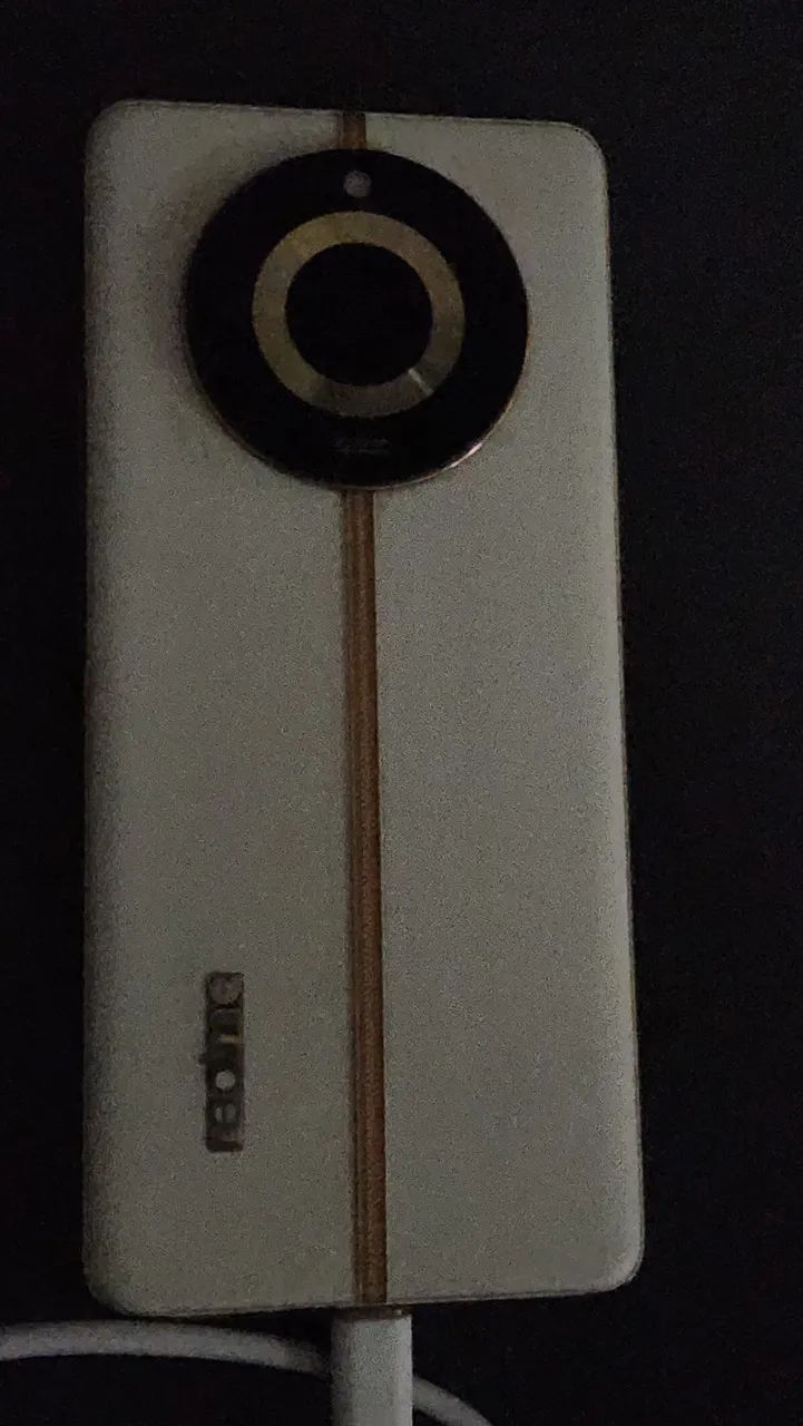 Realme 11 Pro+ - Foto 2