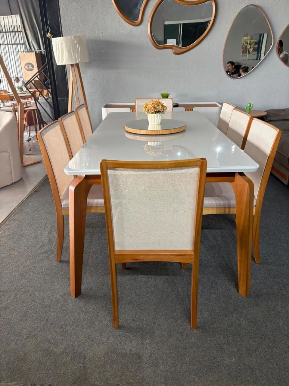 Mesa Petra com 8 cadeiras Lara Kappesberg com prato giratório (mesa e metros) Nova  - Foto 3