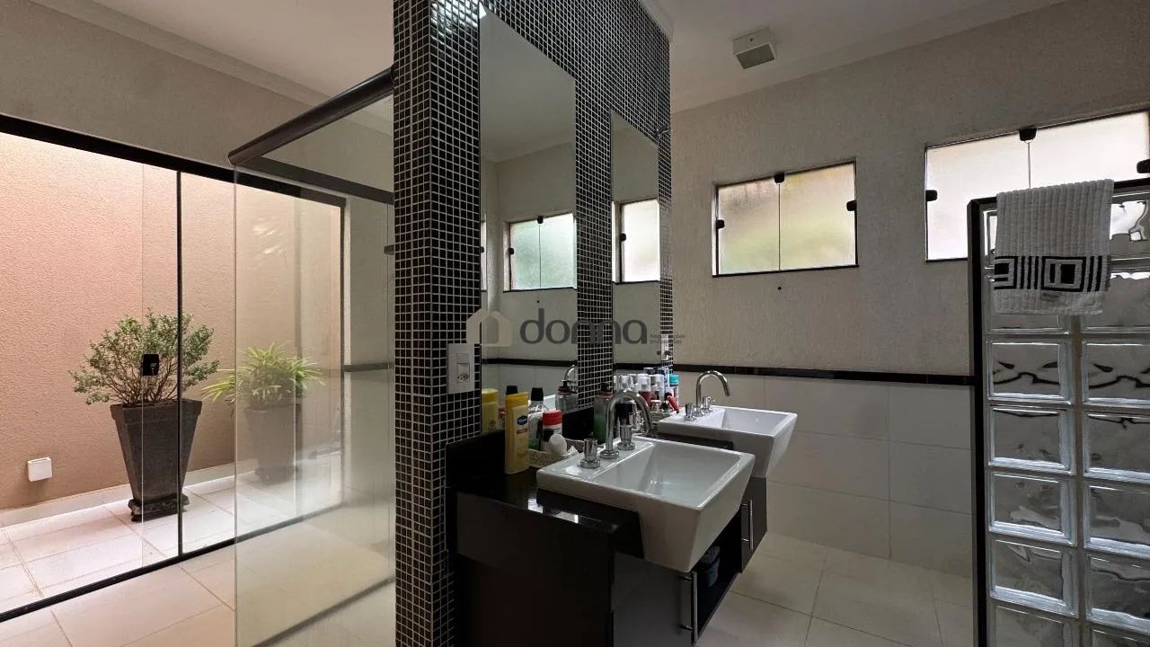 Casa Residencial à Venda em Uberaba - Flamboyant Residencial Park com Piscina, Espaço Gour - Foto 5