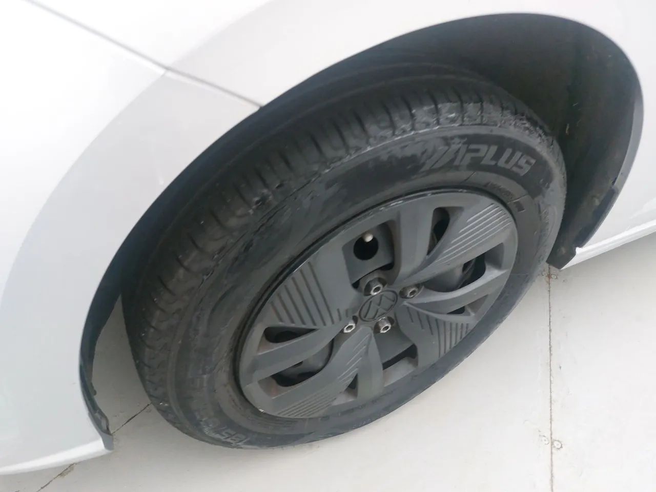 Volkswagen Polo Track 1.0 Flex 12V 5p, foto 12 de 18