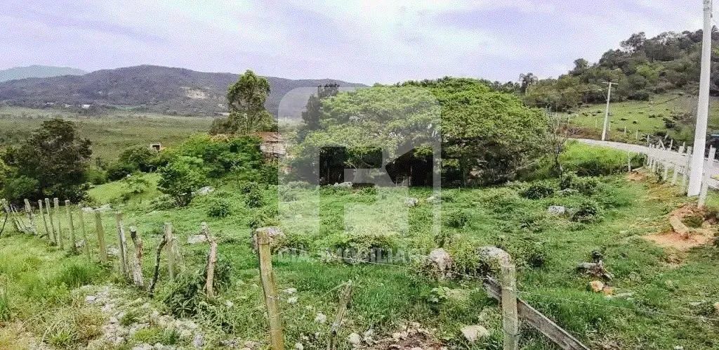 Terreno à venda no Sambaqui - Foto 2