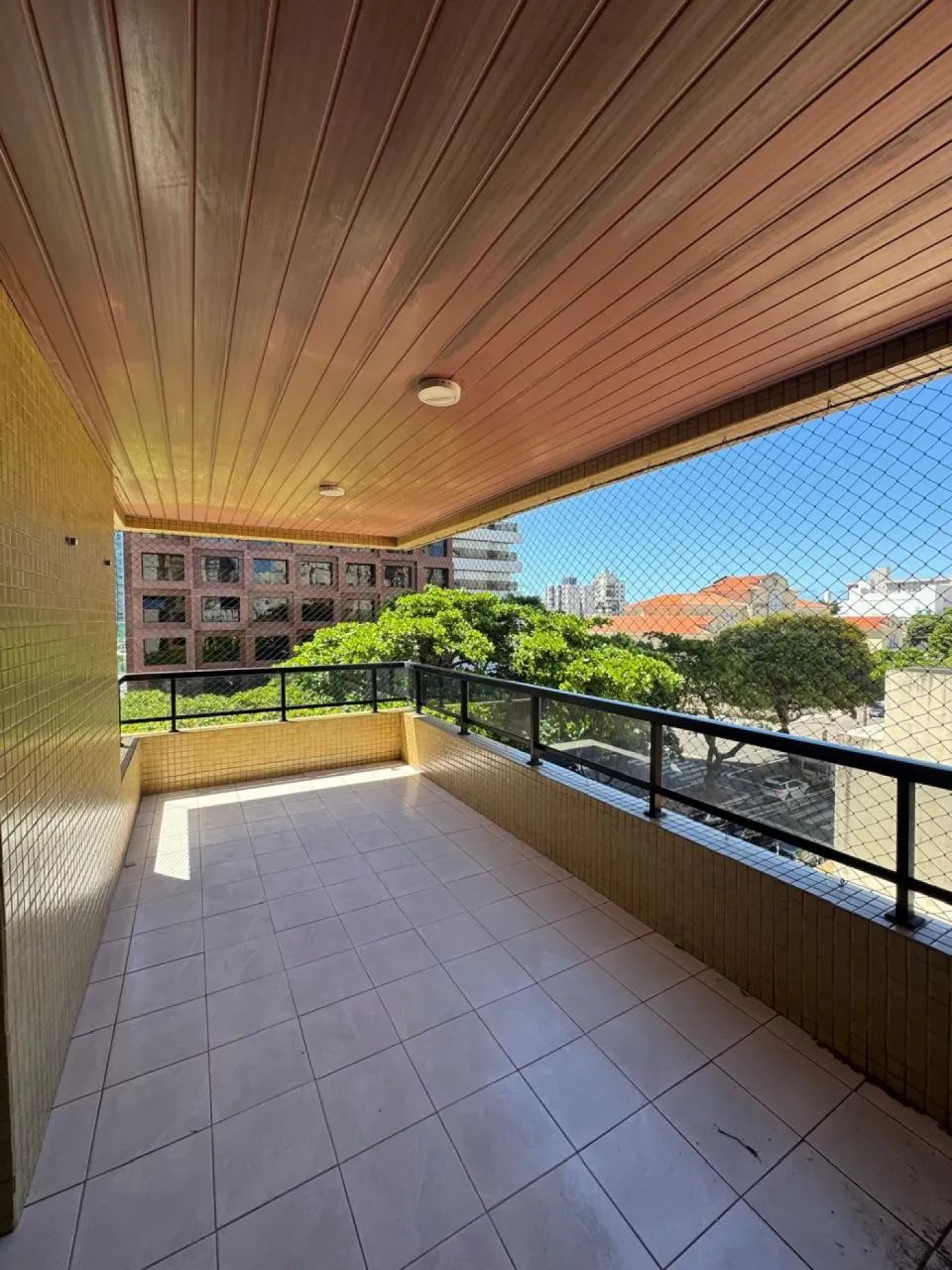 Apartamento moderno e aconchegante com excelente localização - Foto 2