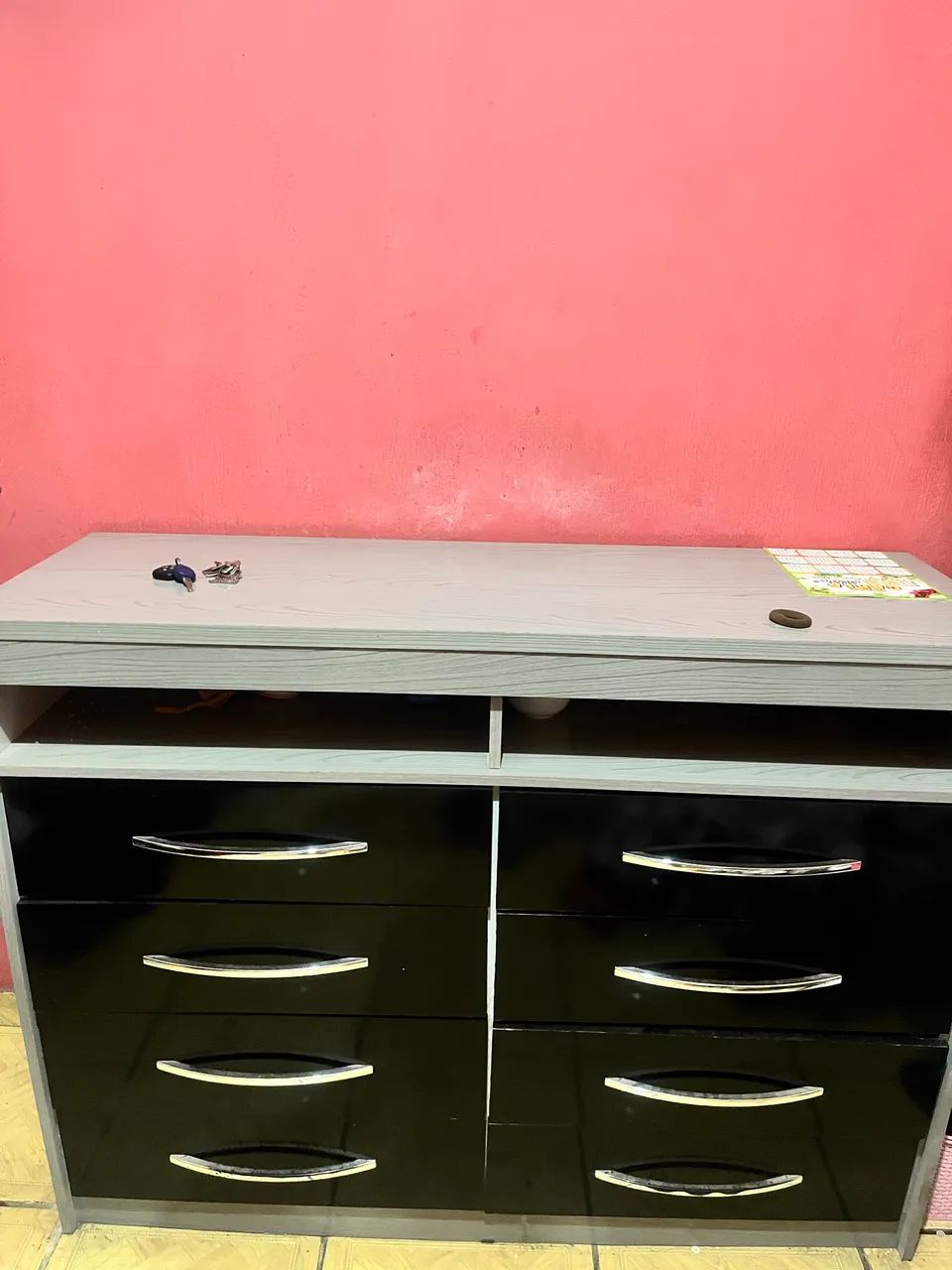 Cômoda 8 gavetas