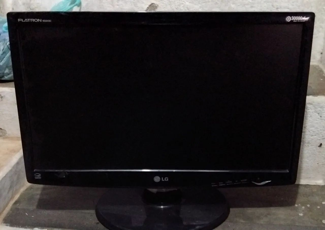 3 Monitores com defeito - Foto 5