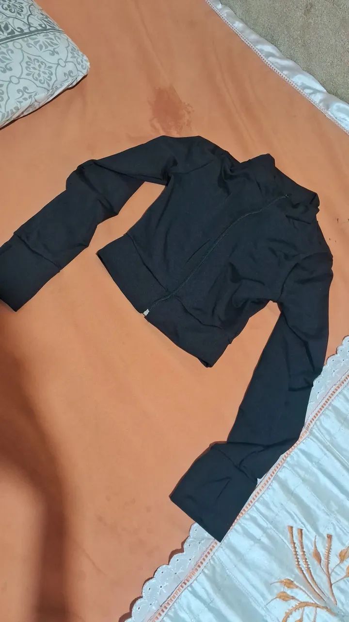 ROUPA PRETA - Foto 2
