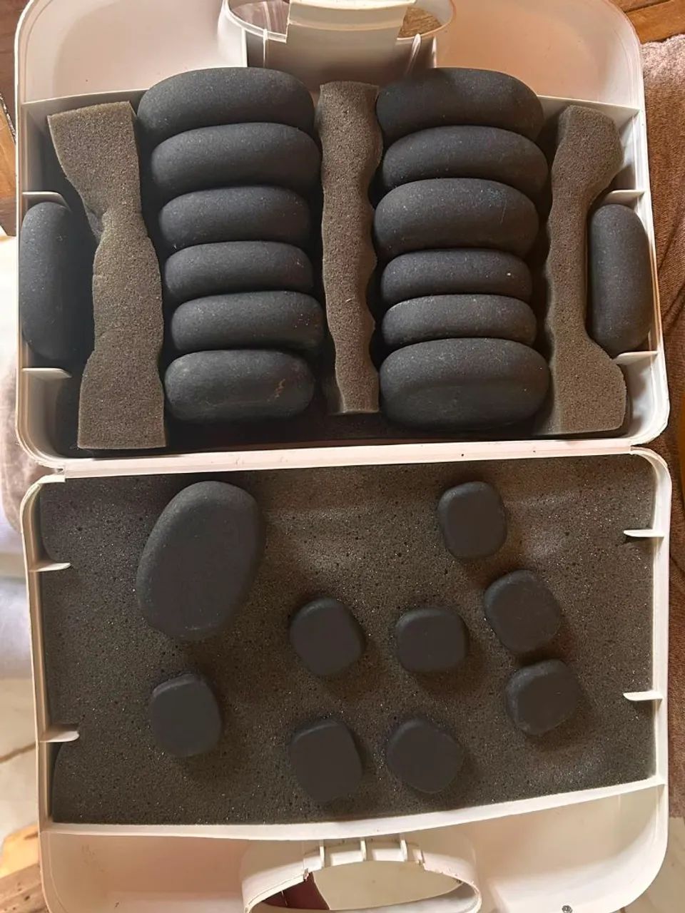 Pedras vulcânicas para massagem 