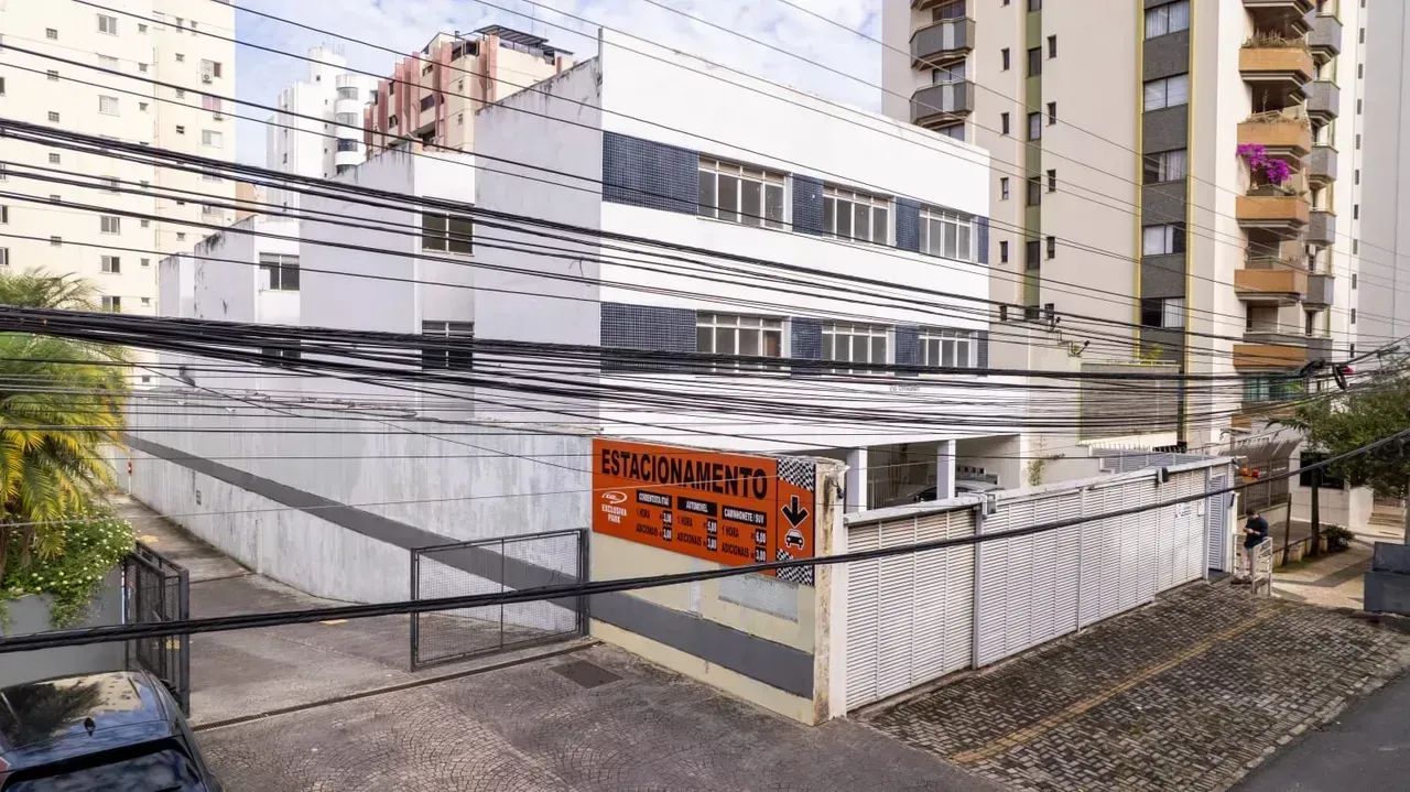 PRÉDIO INTEIRO NO SETOR OESTE | 1.308m² CONSTRUÍDOS | 9 UNIDADES | AO LADO DA PRAÇA TAMAND