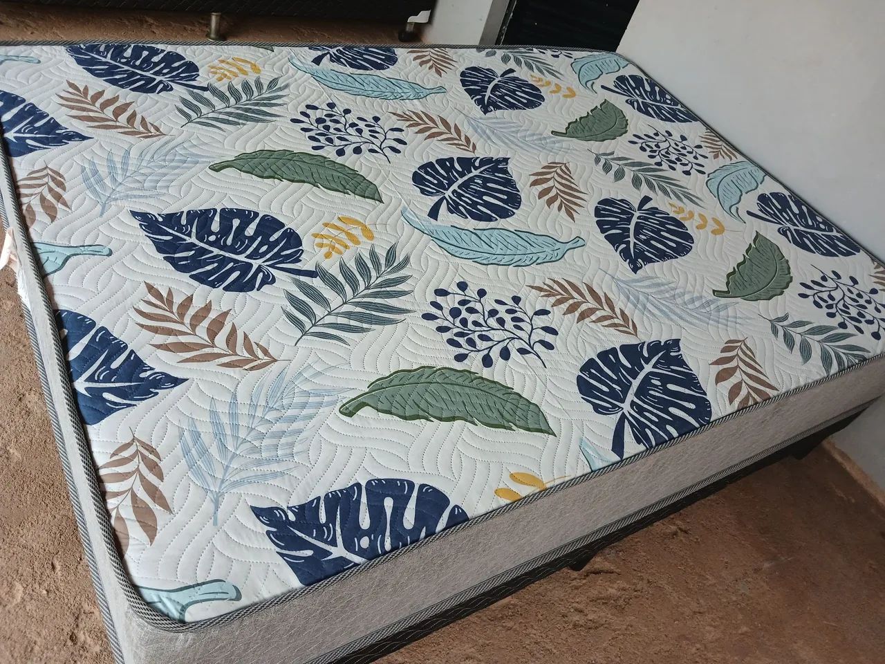 Cama box casal 
