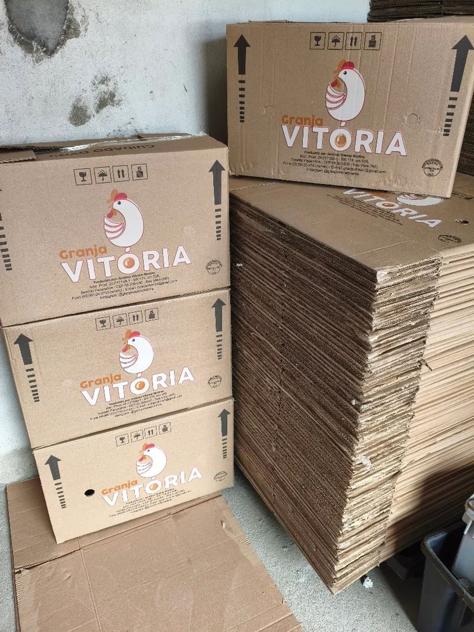 Caixas para mudança de papelão..