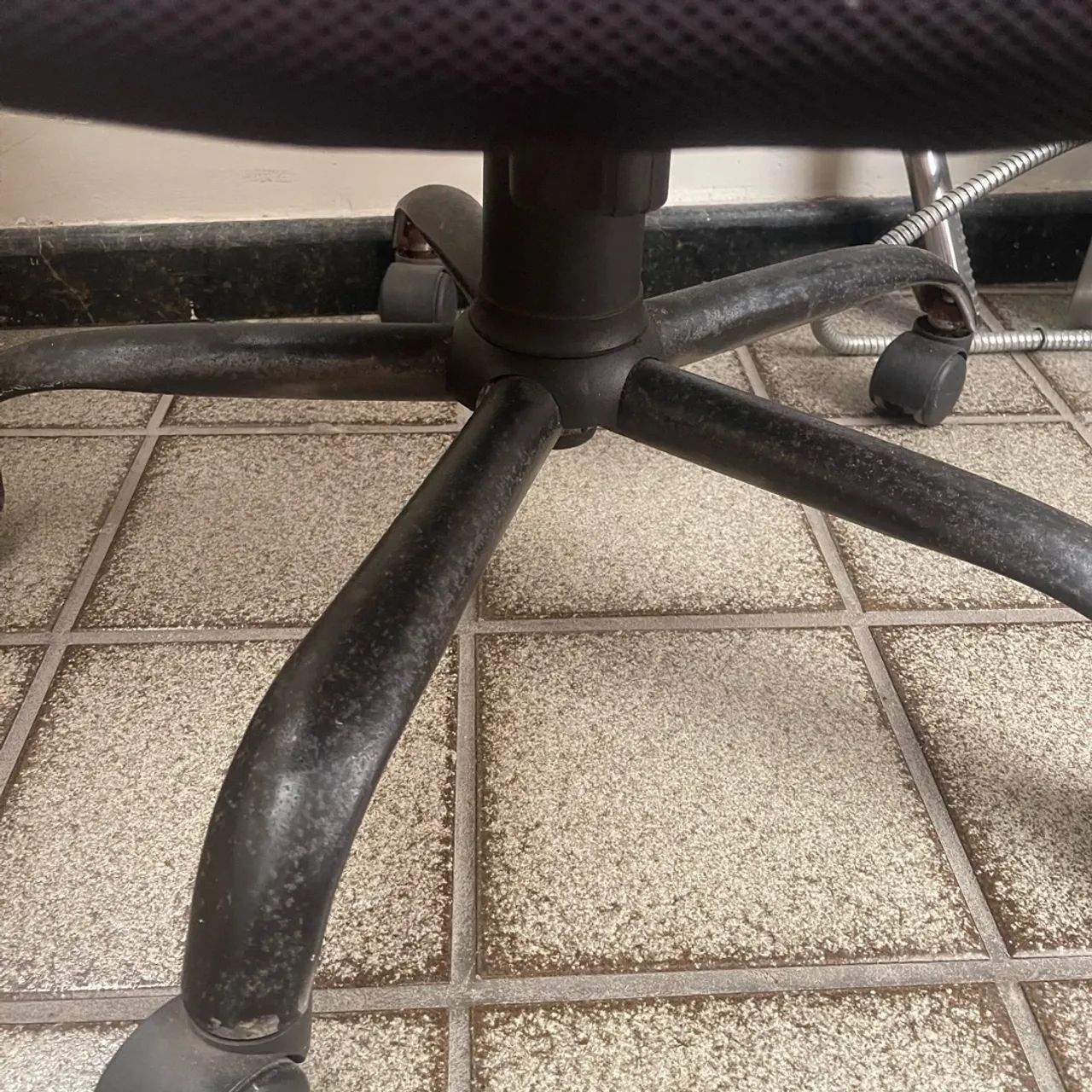 Cadeira escritório  - Foto 2