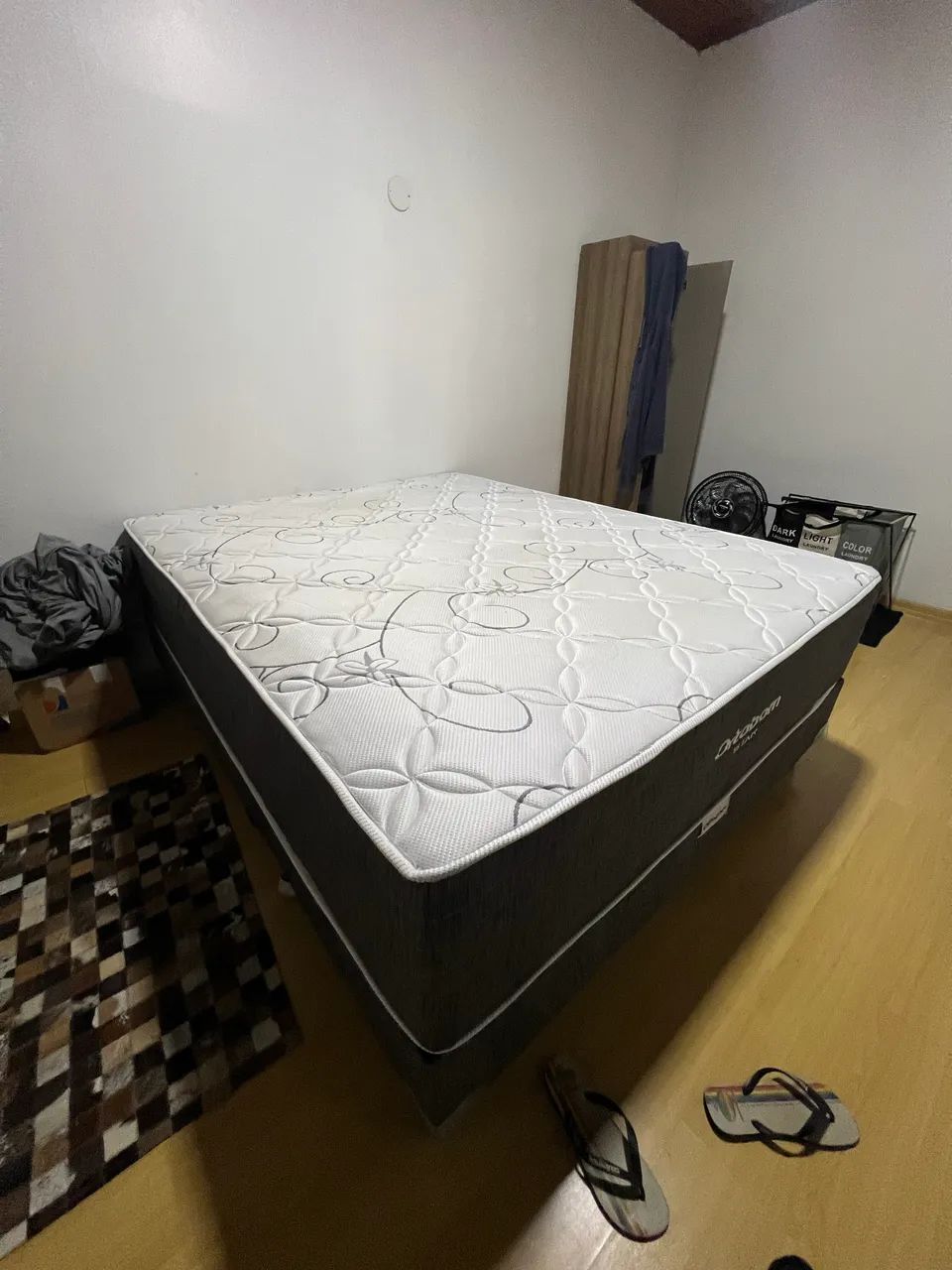 Cama Ortobom Queen 