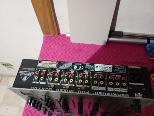 Behringer DJX 700  - Foto 3