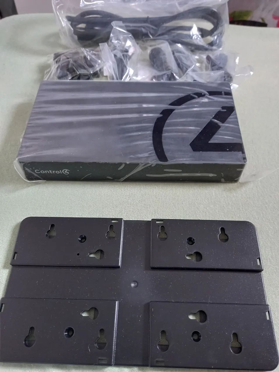 Control4 HC-250 Home Controller by Control4