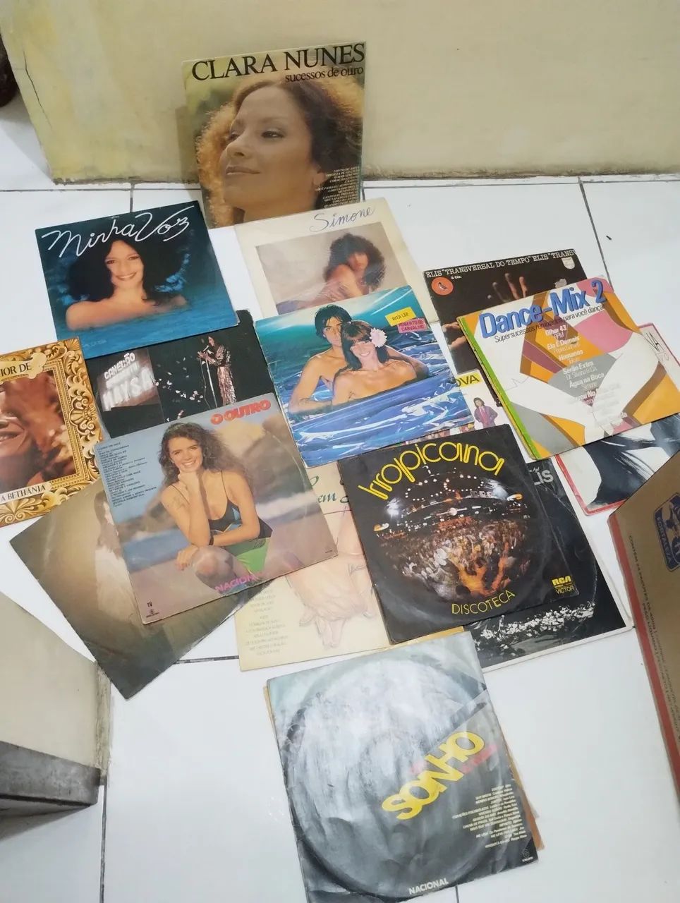 Vinil