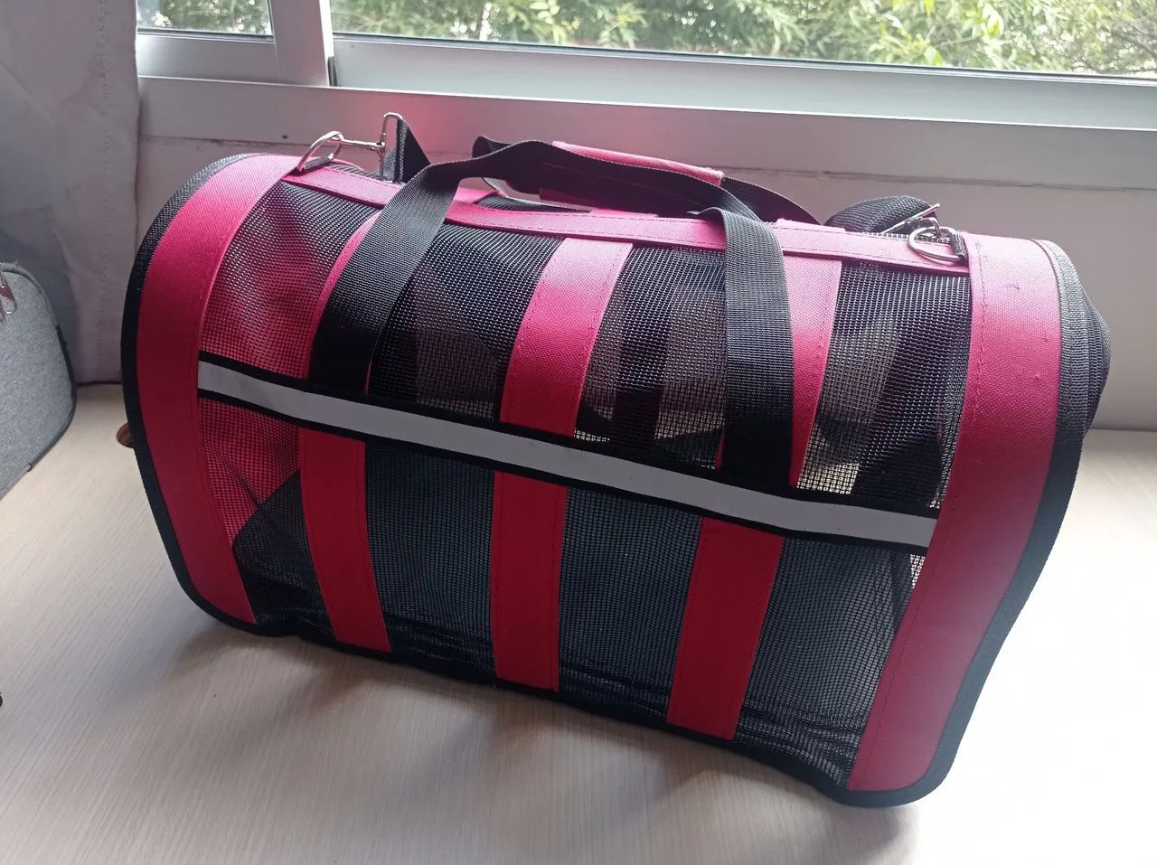 Bolsa para pet pequeno praticamente nova