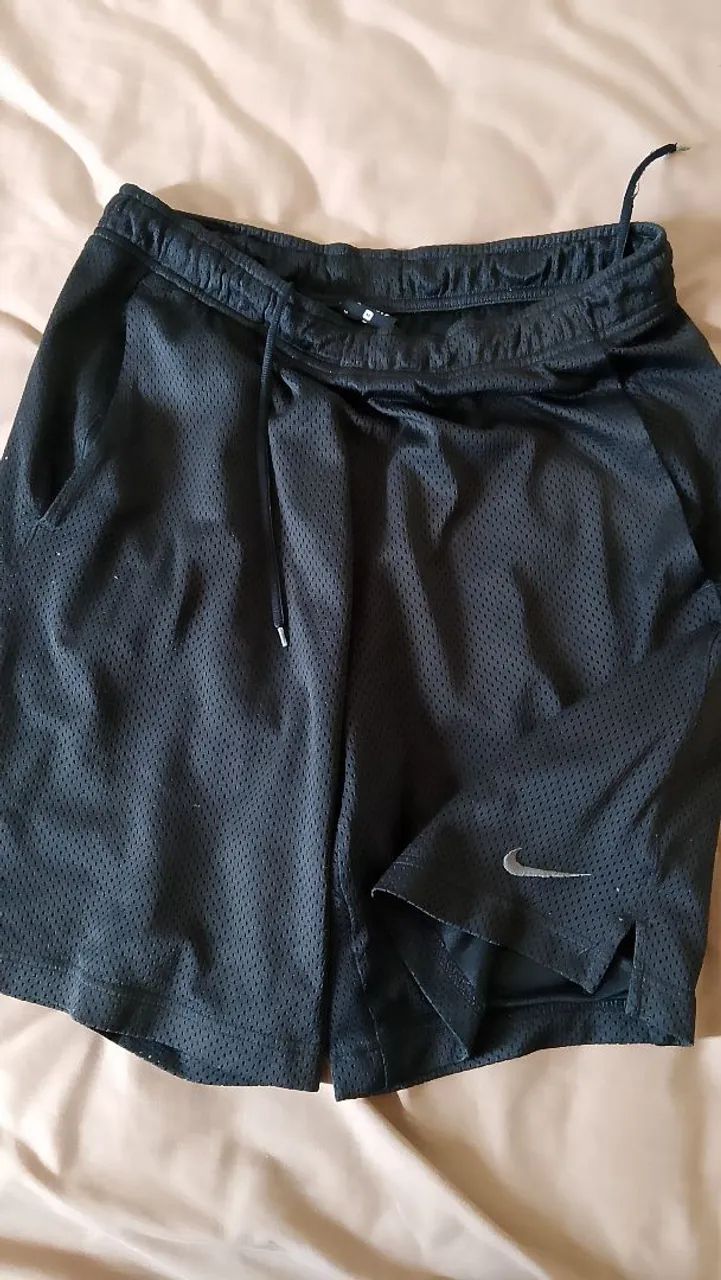 Bermudas  niike e under armour originais - Foto 2