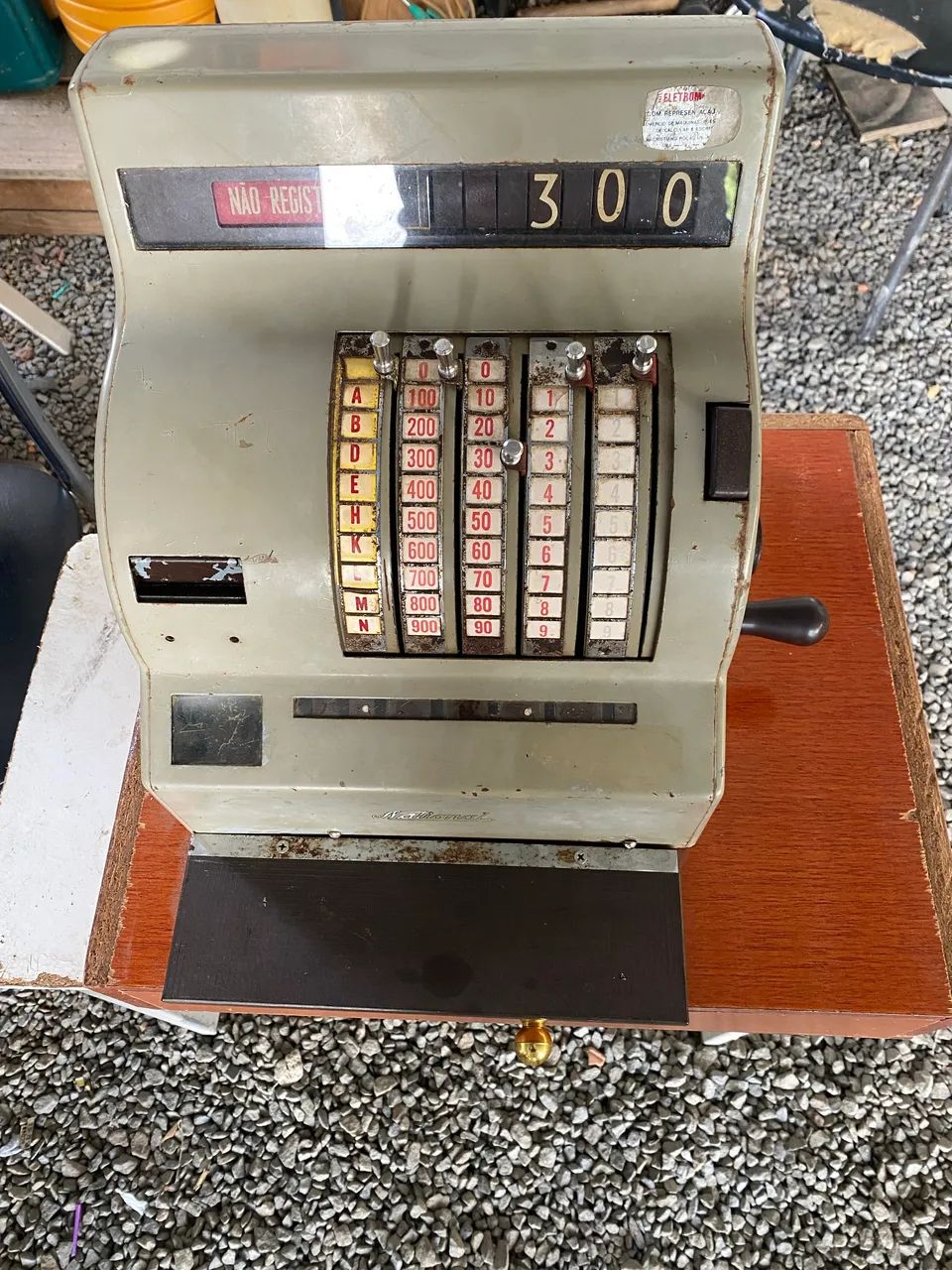 Máquina registradora antiga  - Foto 4