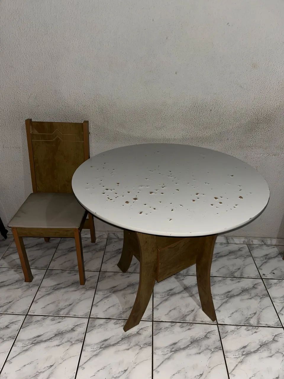 Mesa a venda 