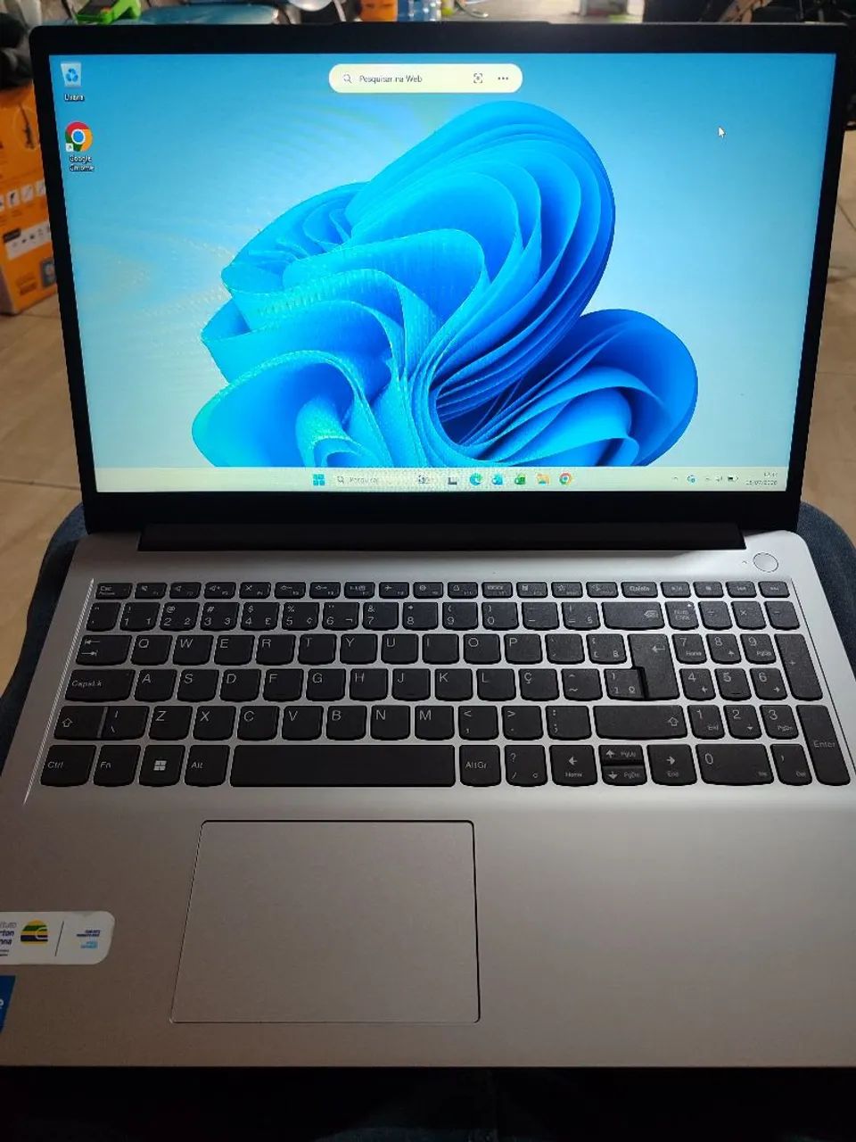 Notebook Lenovo zerado 