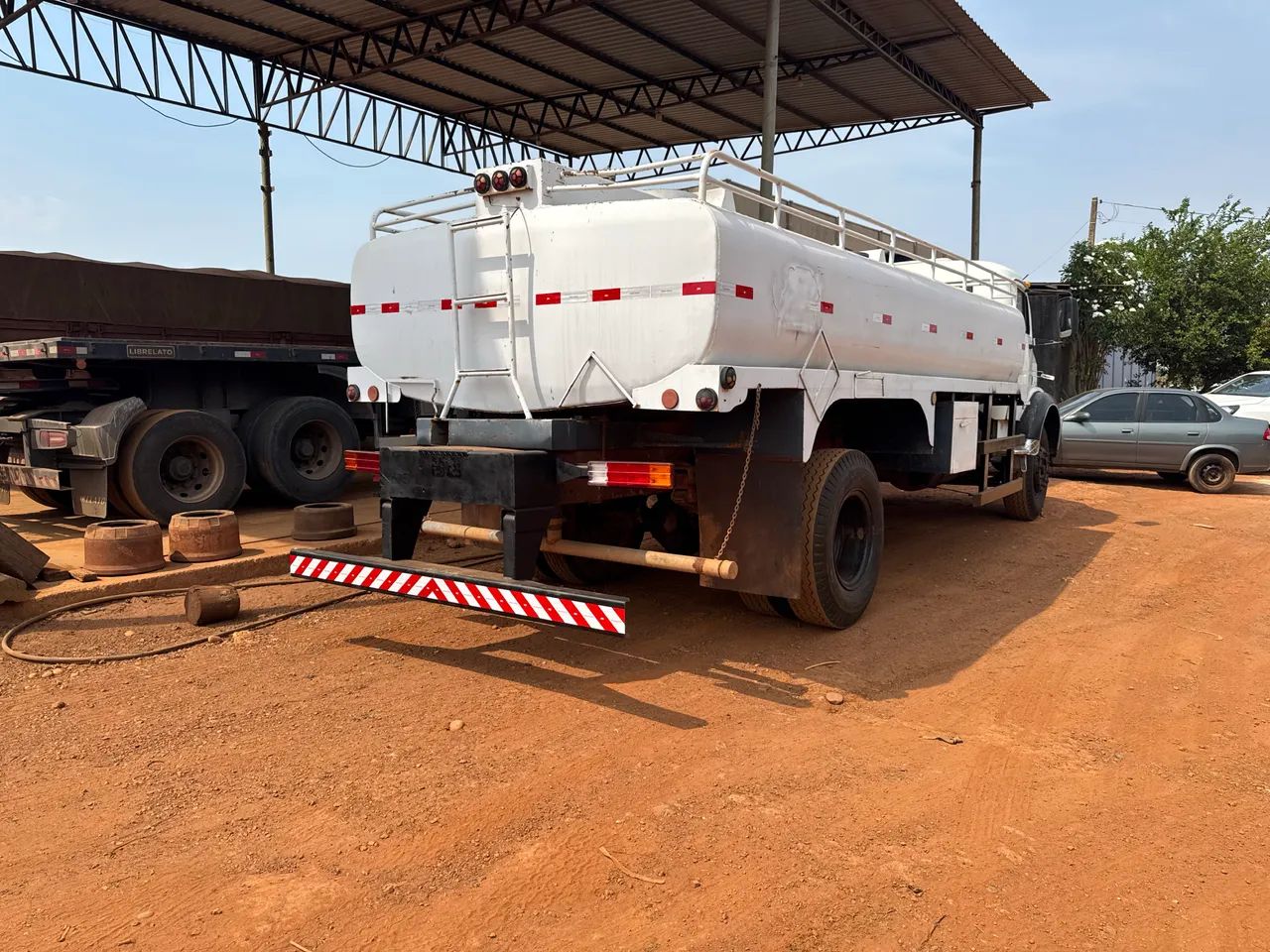 Caminhao pipa - Foto 2