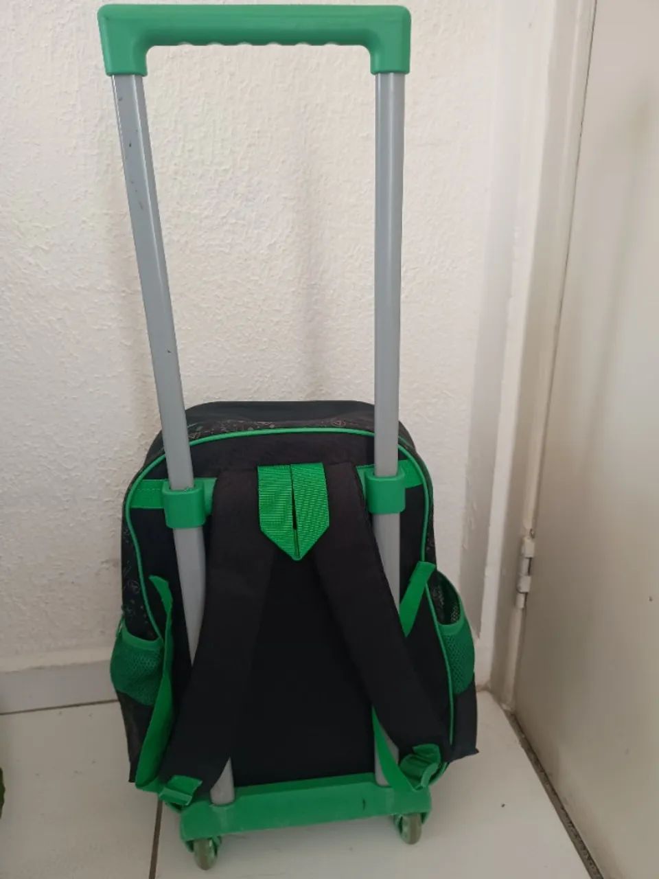 Mochila infantil com rodinhas  - Foto 2