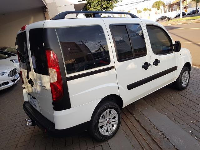 Fiat Doblo Essence 1.8 Flex 16V 5p - Foto 4