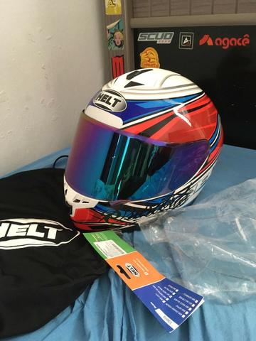 Vendo capacete helt New Race topppp