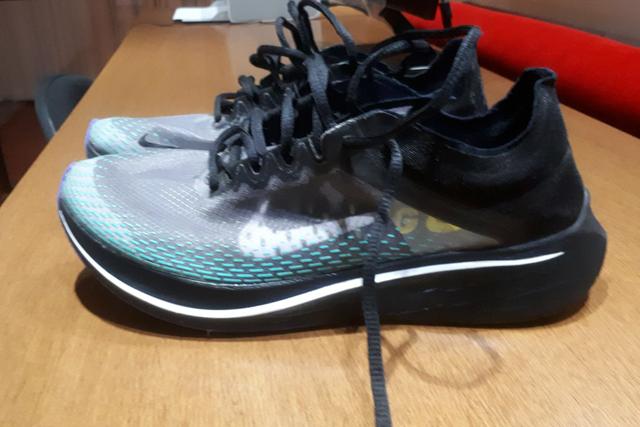 Tenis Nike alta performance