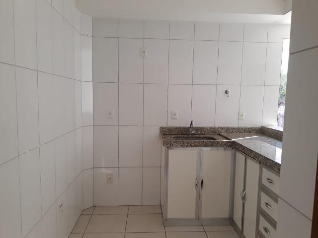 Apartamento 1° andar, bairro Cidade Nobre, 2 quartos, contato 31-9 * - Foto 5
