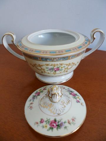 Açucareiro (Sugar Bowl & Lid) em Porcelana Chinesa Noritake 5032 Colby Blue - Foto 2