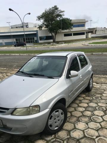 Celta 1.0 spirit 4p com 145000 km com ar , gnv e doc ok!