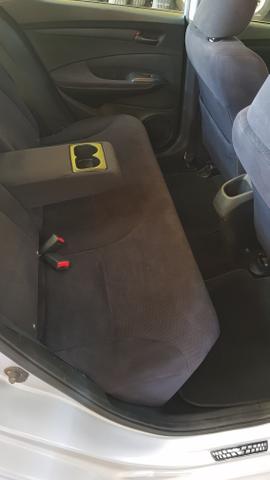 Honda City 1.5 LX 2012/2013 - Foto 12