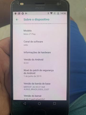 Moto z2play