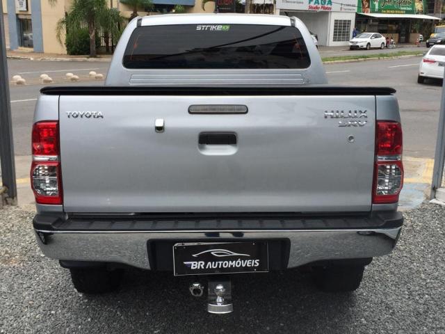 Hilux 3.0 SRV Top 4X4 Turbo Diesel Aut + Controle Estabilidade e Rodas 17 BF Goodrich - Foto 4