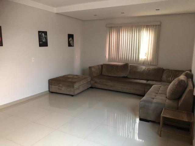 Lindo sobrado com 04 quartos sendo 2 suítes - Piscina aquecida - Foto 3