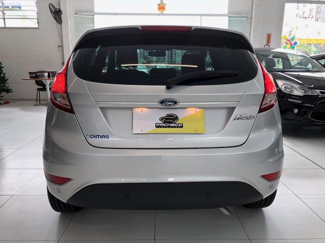 Ford Fiesta SEL 1.6 16V Flex Aut. 5p - Prata - 2017 - Foto 4