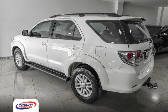 Hilux SW4 SRV 3.0 T.D.I 4x4 Aut - Foto 6