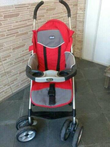 Carrinho de bebê com bebê conforto Chicco - Foto 2
