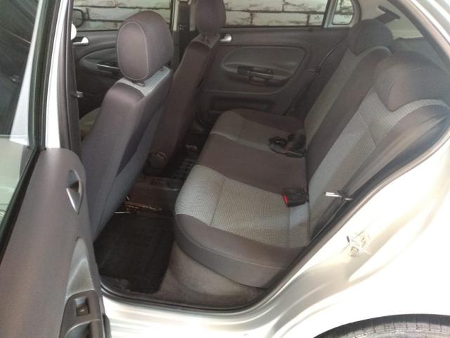 VOLKSWAGEN GOL 2010/2011 1.6 MI POWER 8V FLEX 4P MANUAL G.V - Foto 6