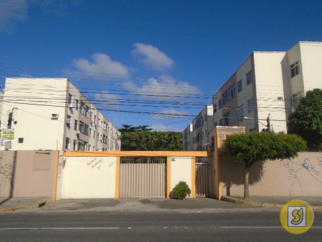 Apartamento para alugar com 3 dormitórios em Alagadiço novo, Fortaleza cod:14581