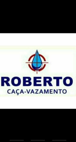 Encanador Caça vazamentos com aparelho geofone