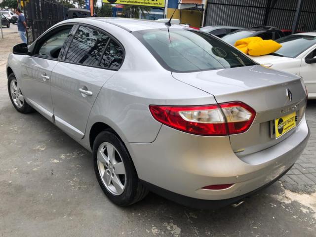 RENAULT FLUENCE 2.0 DYNAMIQUE 16V FLEX 4P MANUAL - Foto 9