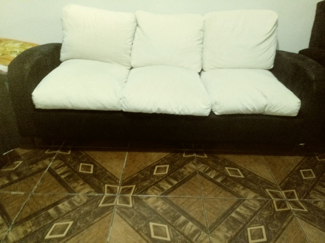 Vendo sofá modelo retrô. - Foto 6